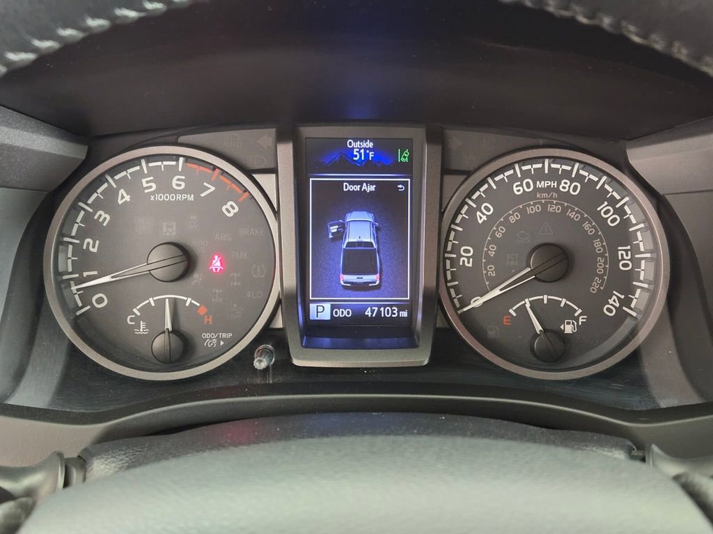 Used 2019 Toyota Tacoma TRD Off-Road w/ Technology Package image 29