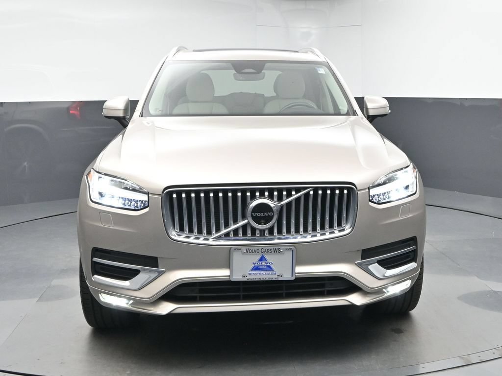Used 2024 Volvo XC90 B6 Plus w/ Protection Package Premier AWD/4WD image 2