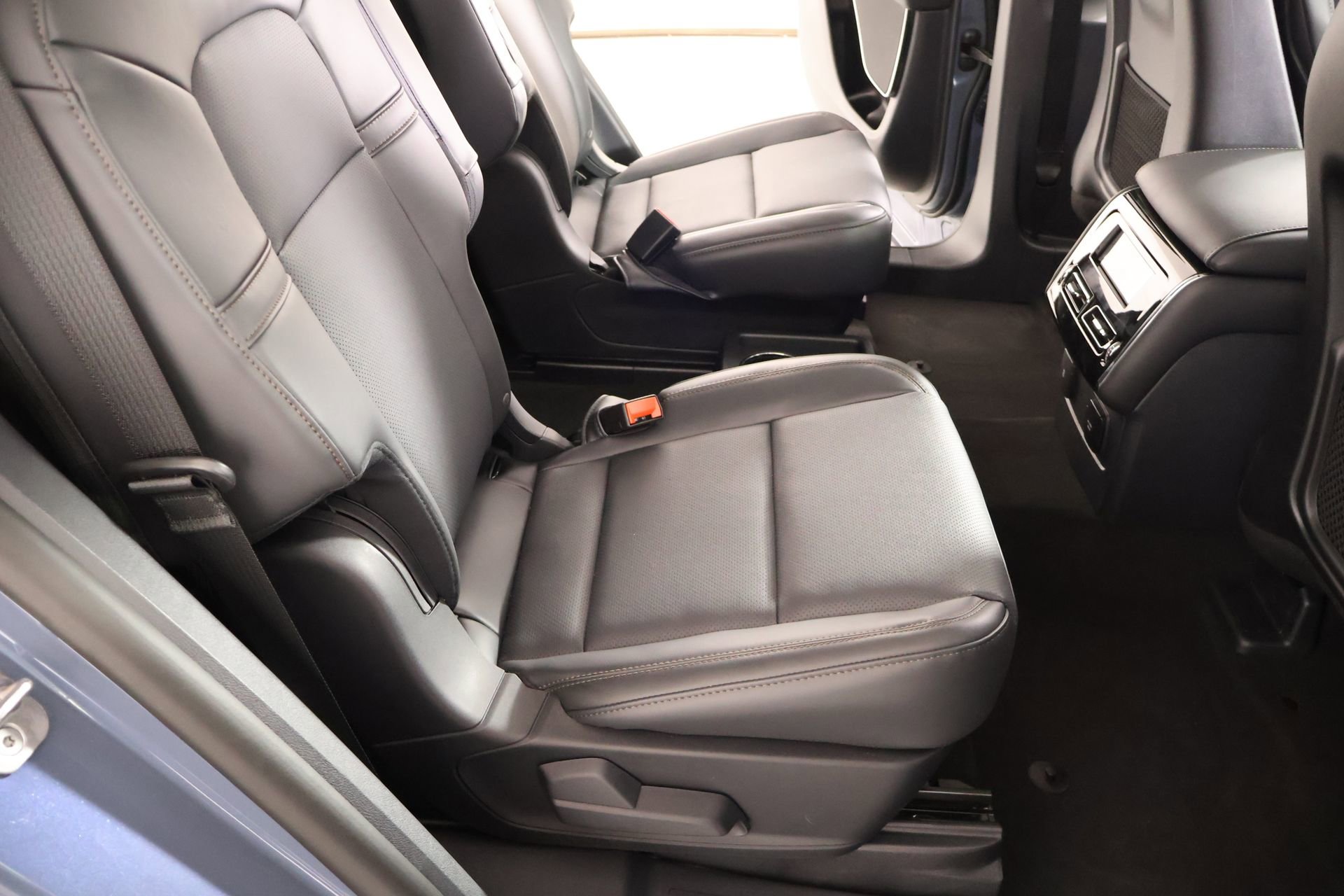 New 2026 Lincoln Aviator AWD image 15