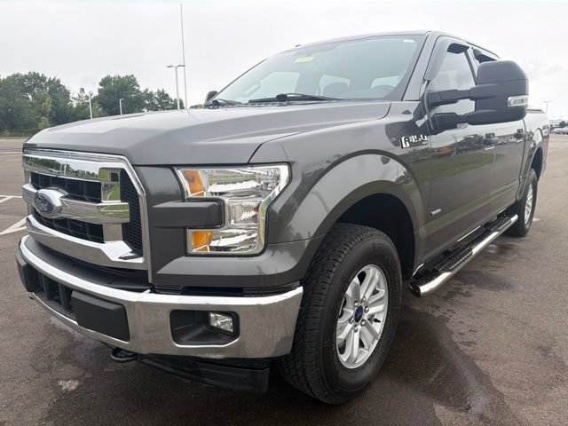 Used 2017 Ford F150 XLT AWD/4WD image 2