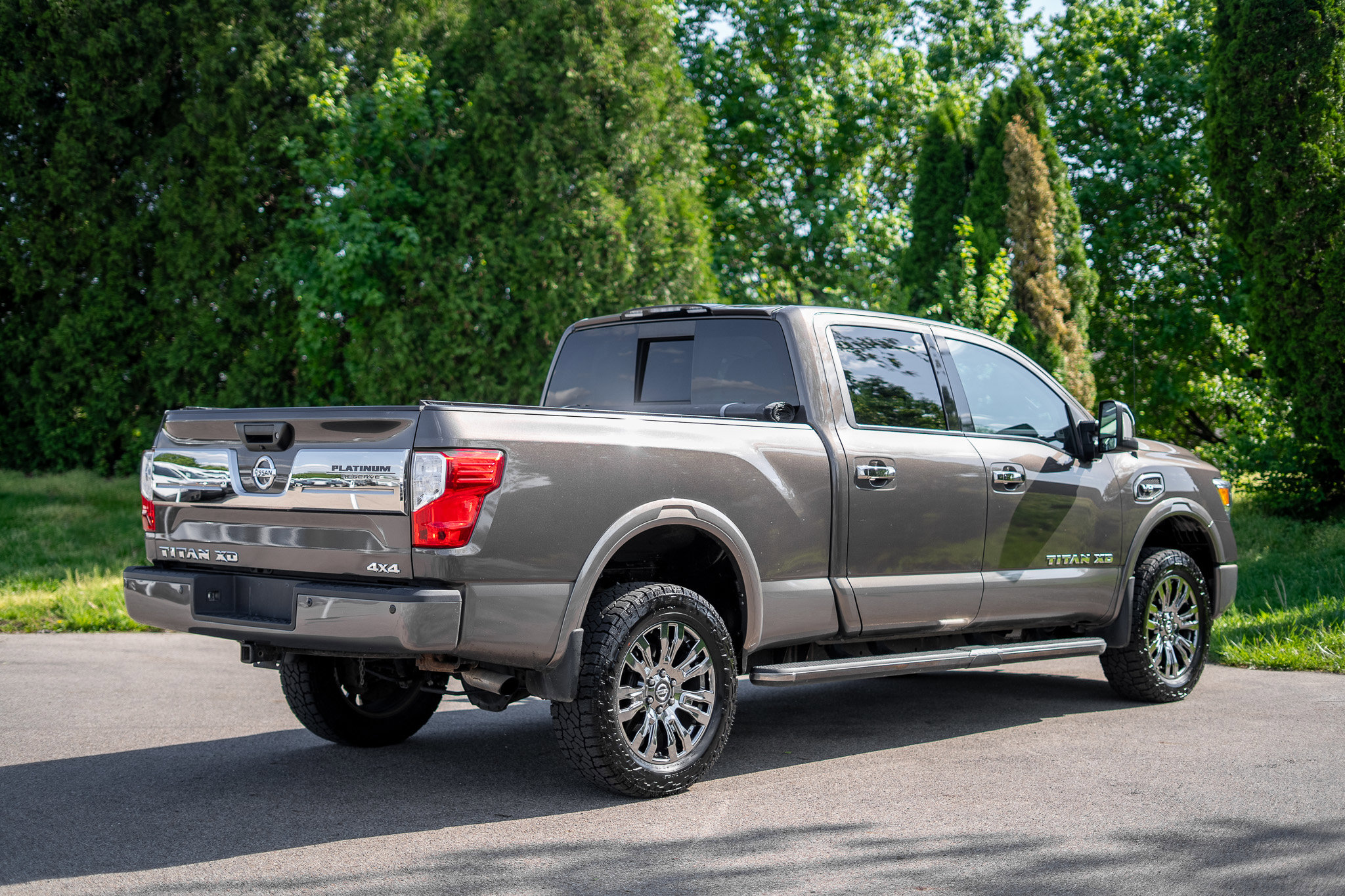 Used 2016 Nissan Titan Platinum Reserve AWD/4WD image 5