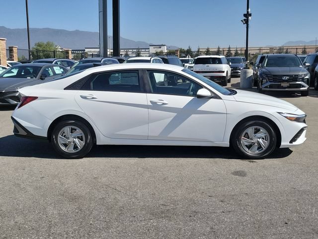 New 2026 Hyundai Elantra SE FWD image 27