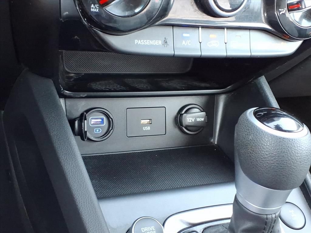 Used 2023 Hyundai Kona SEL AWD/4WD image 11