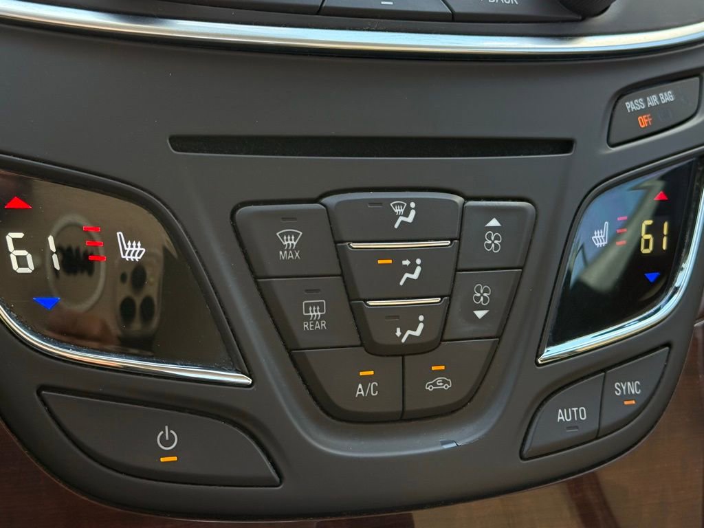 Used 2016 Buick Regal image 13