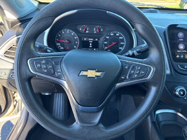 Used 2024 Chevrolet Malibu LT FWD image 14
