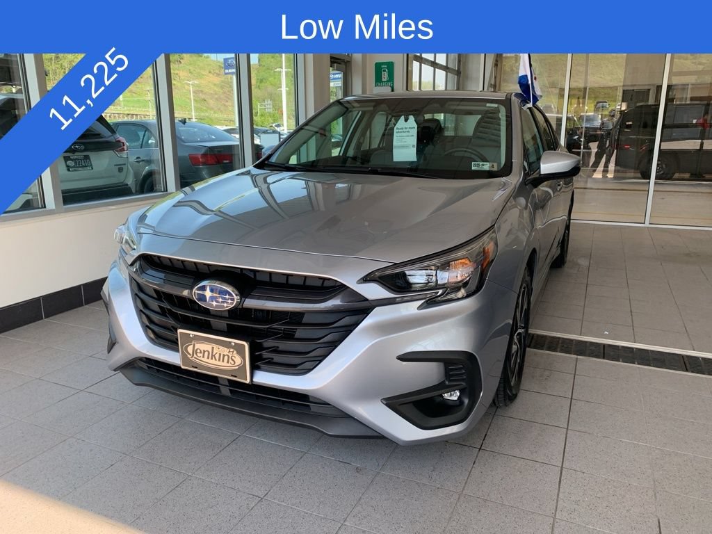 Certified 2025 Subaru Legacy Premium AWD/4WD image 2