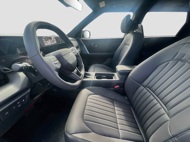 New 2027 Kia Seltos X-Line S w/ X-Line S Premium Package AWD/4WD image 21