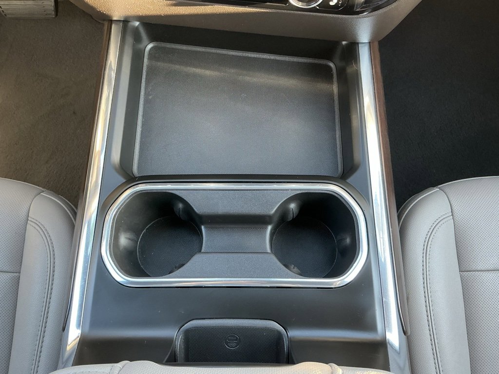 Used 2024 GMC Sierra 3500 SLT w/ SLT Convenience Package image 51