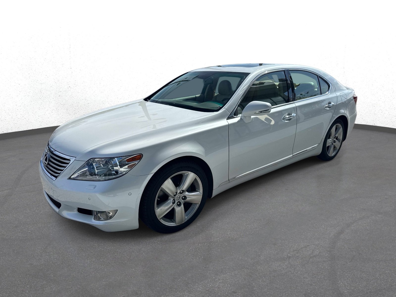 Used 2012 Lexus LS 460 w/ Comfort Pkg image 7