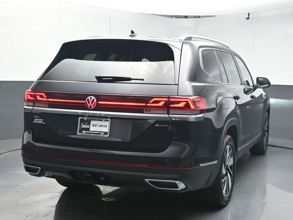Used 2025 Volkswagen Atlas SEL image 7