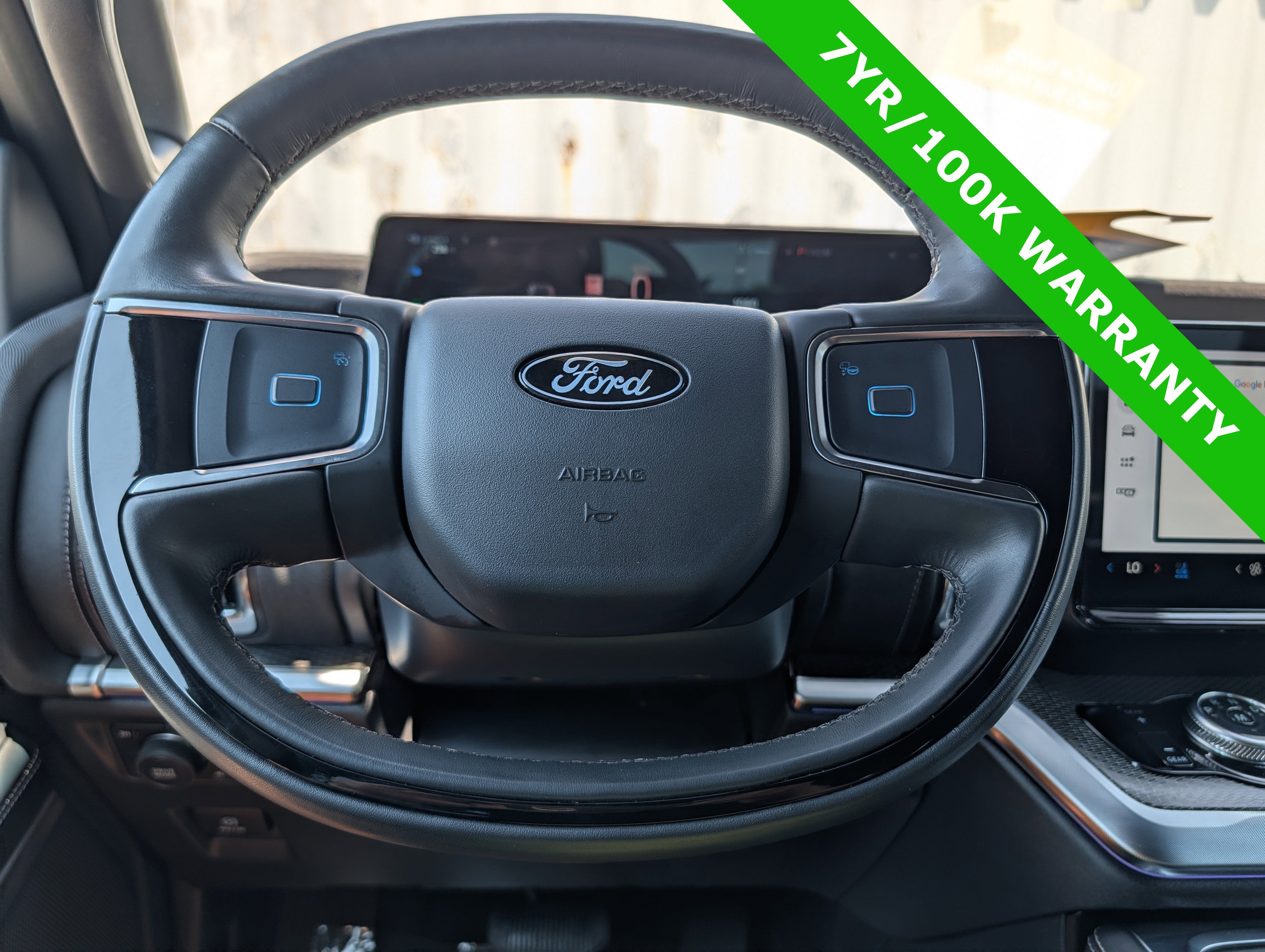 Used 2025 Ford Expedition Max Platinum w/ Stealth Appearance Package AWD/4WD image 30