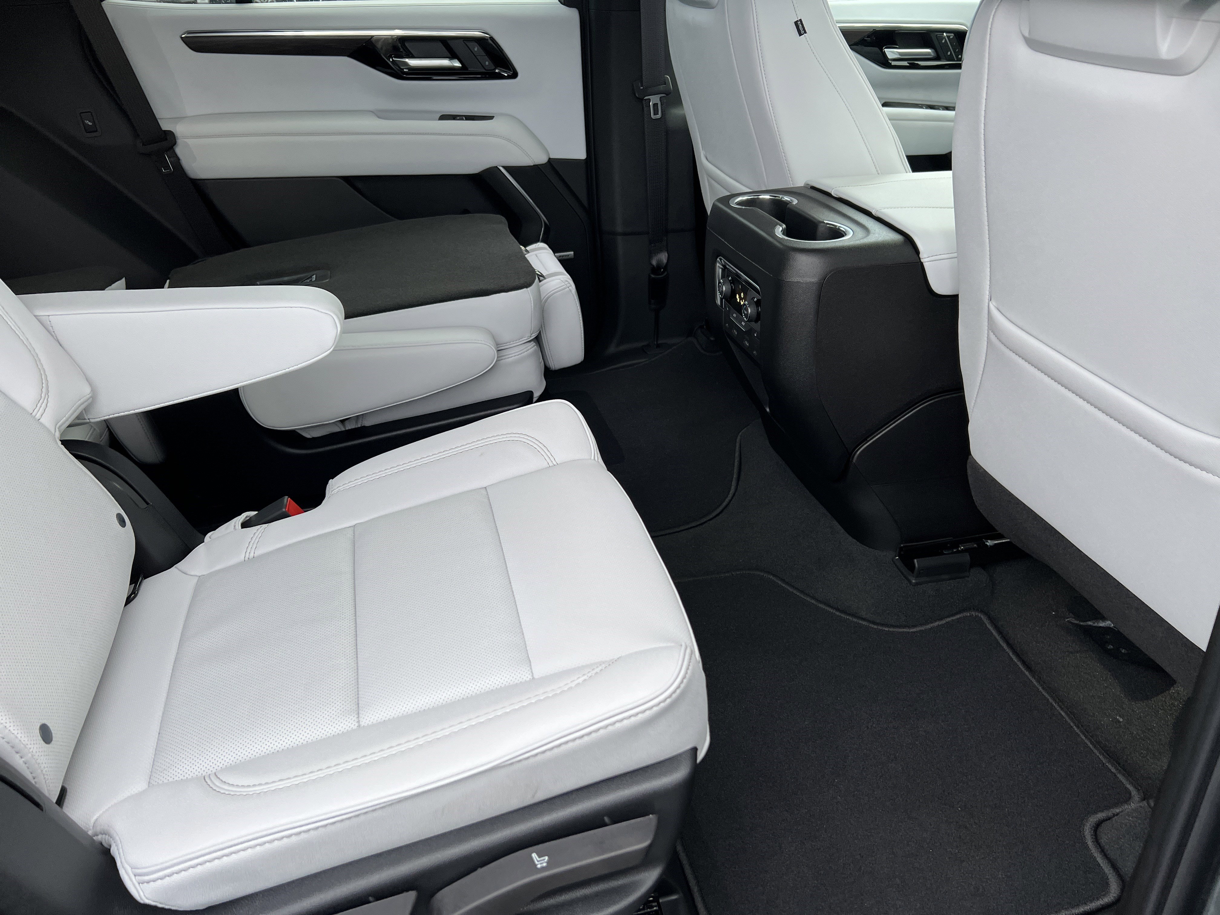 New 2026 Chevrolet Tahoe Premier image 24