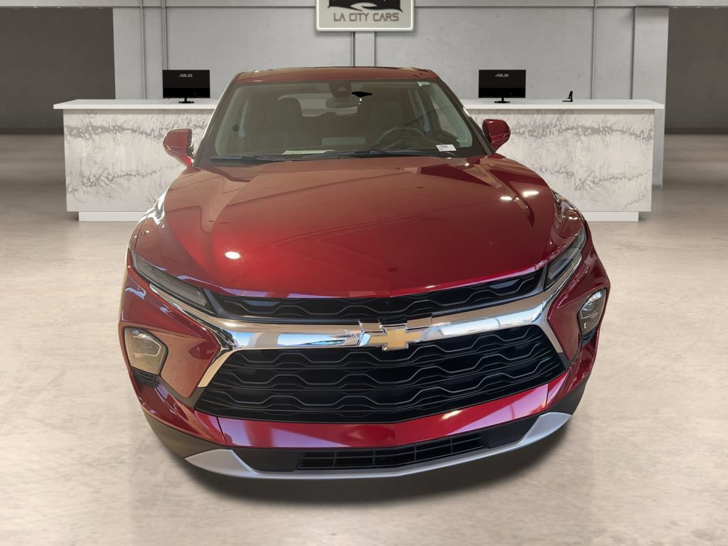 Used 2025 Chevrolet Blazer LT AWD/4WD image 9