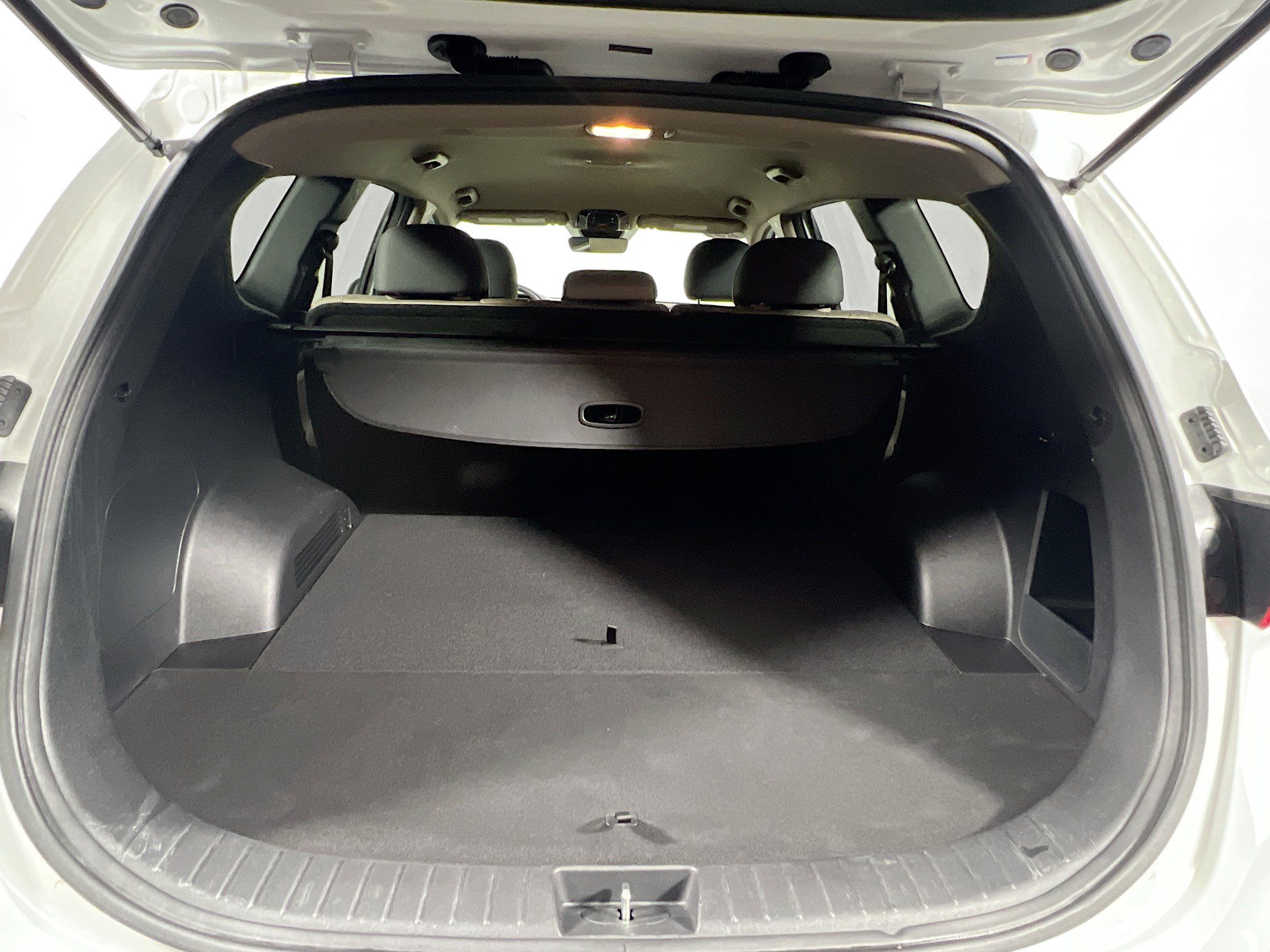 Used 2023 Hyundai Santa Fe SE FWD image 32
