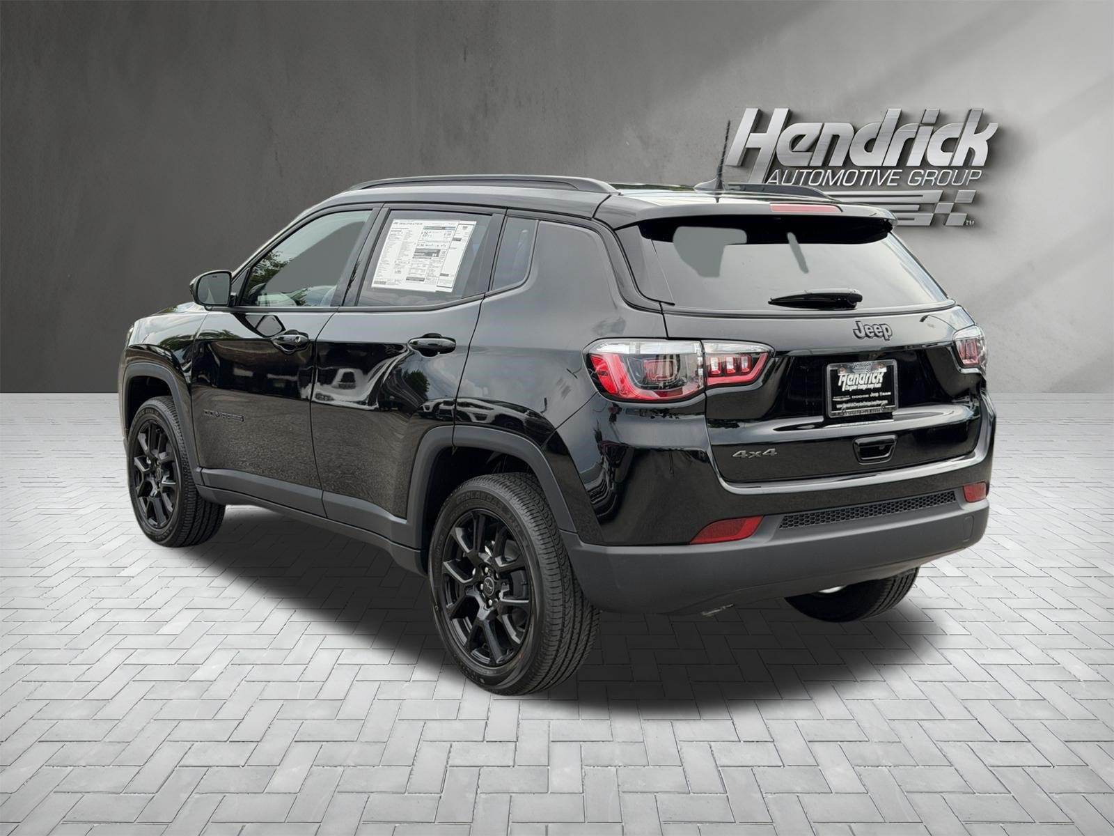 New 2026 Jeep Compass Latitude AWD/4WD image 8