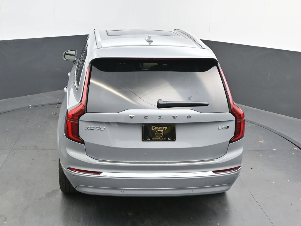 New 2026 Volvo XC90 B6 Plus w/ Protection Package Premier image 22