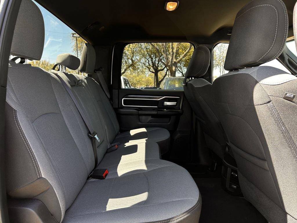 Used 2024 RAM 2500 Big Horn image 32