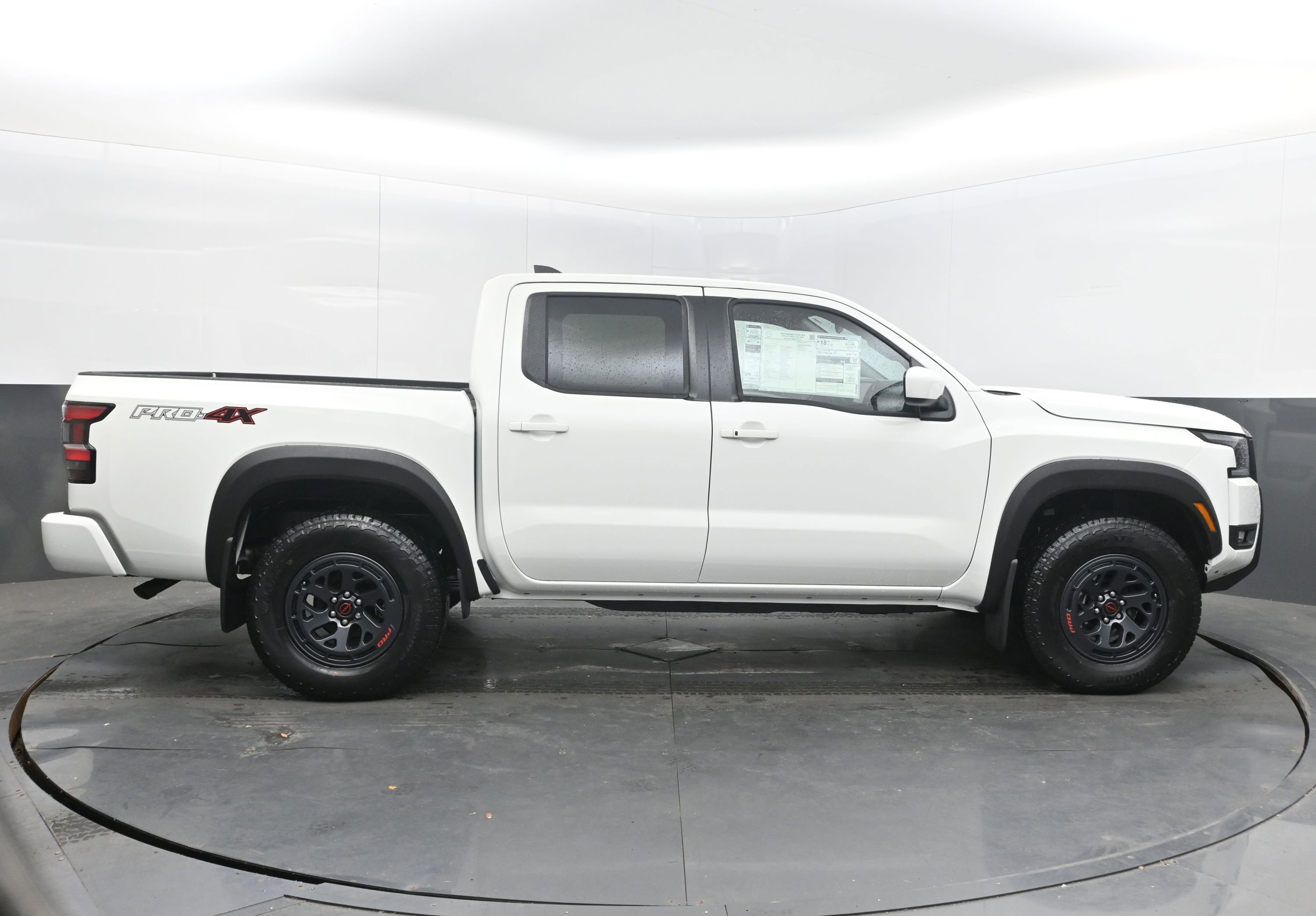 New 2026 Nissan Frontier PRO-4X AWD/4WD image 8