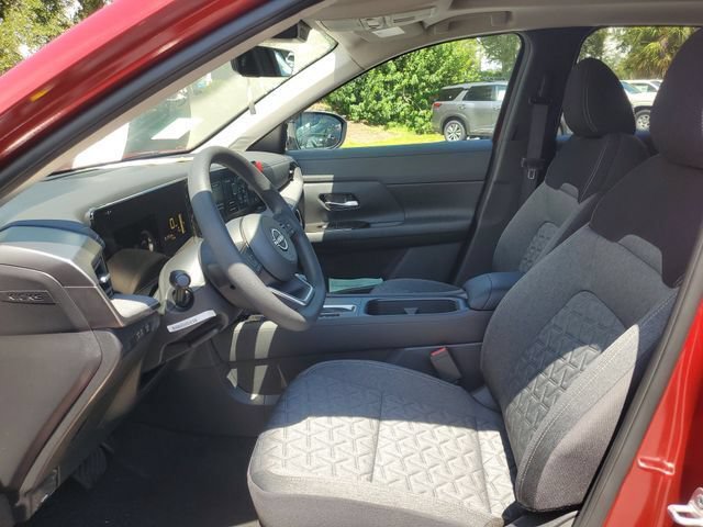New 2026 Nissan Kicks SV w/ SV Premium Package FWD image 12