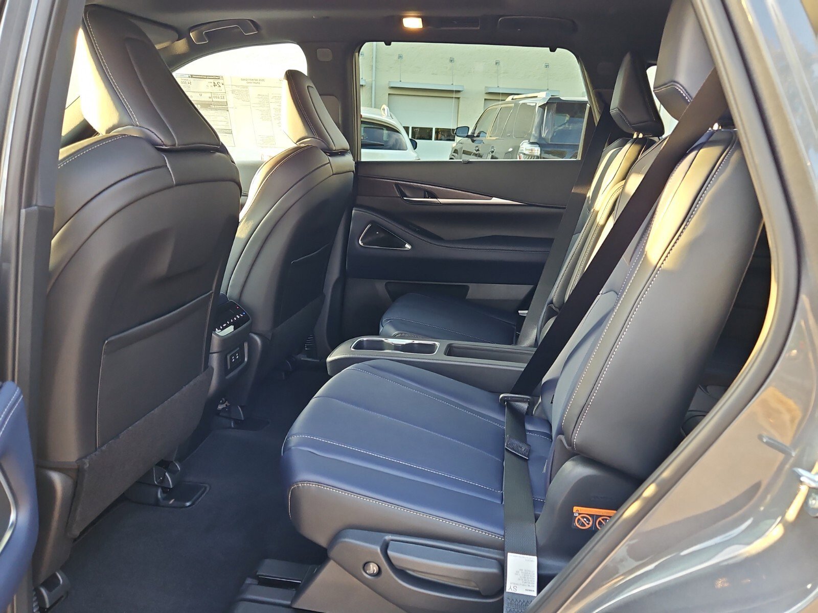 New 2026 INFINITI QX60 Sport image 10