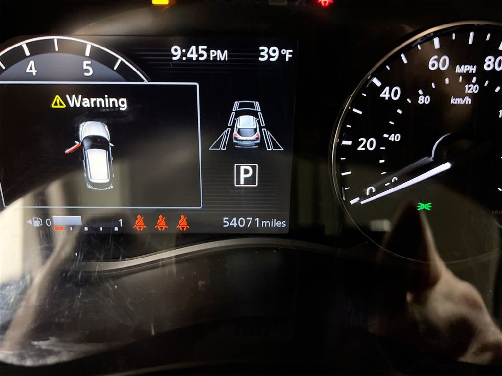 Used 2023 Nissan Kicks SV image 12