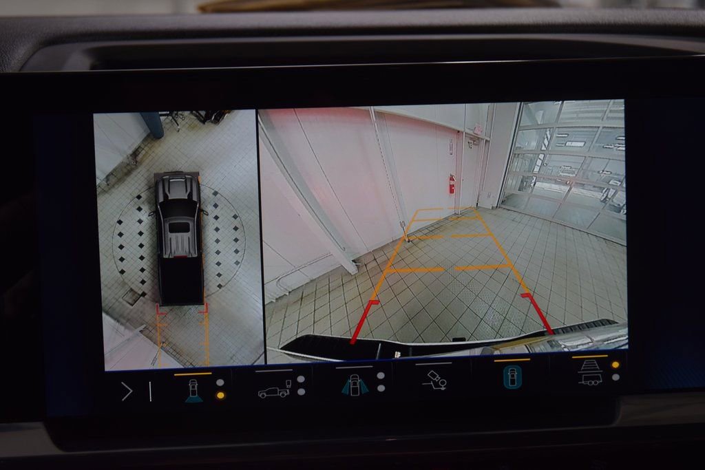 Used 2024 Chevrolet Silverado 2500 High Country w/ Technology Package image 56