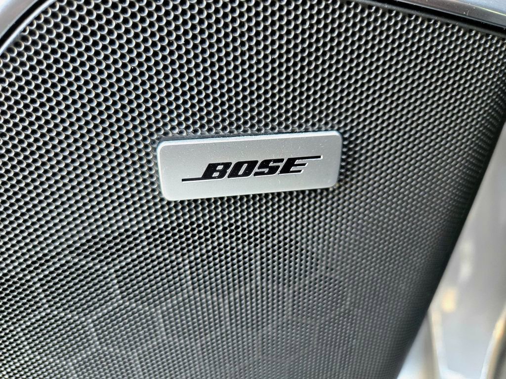 Used 2019 Cadillac Escalade Premium Luxury image 35