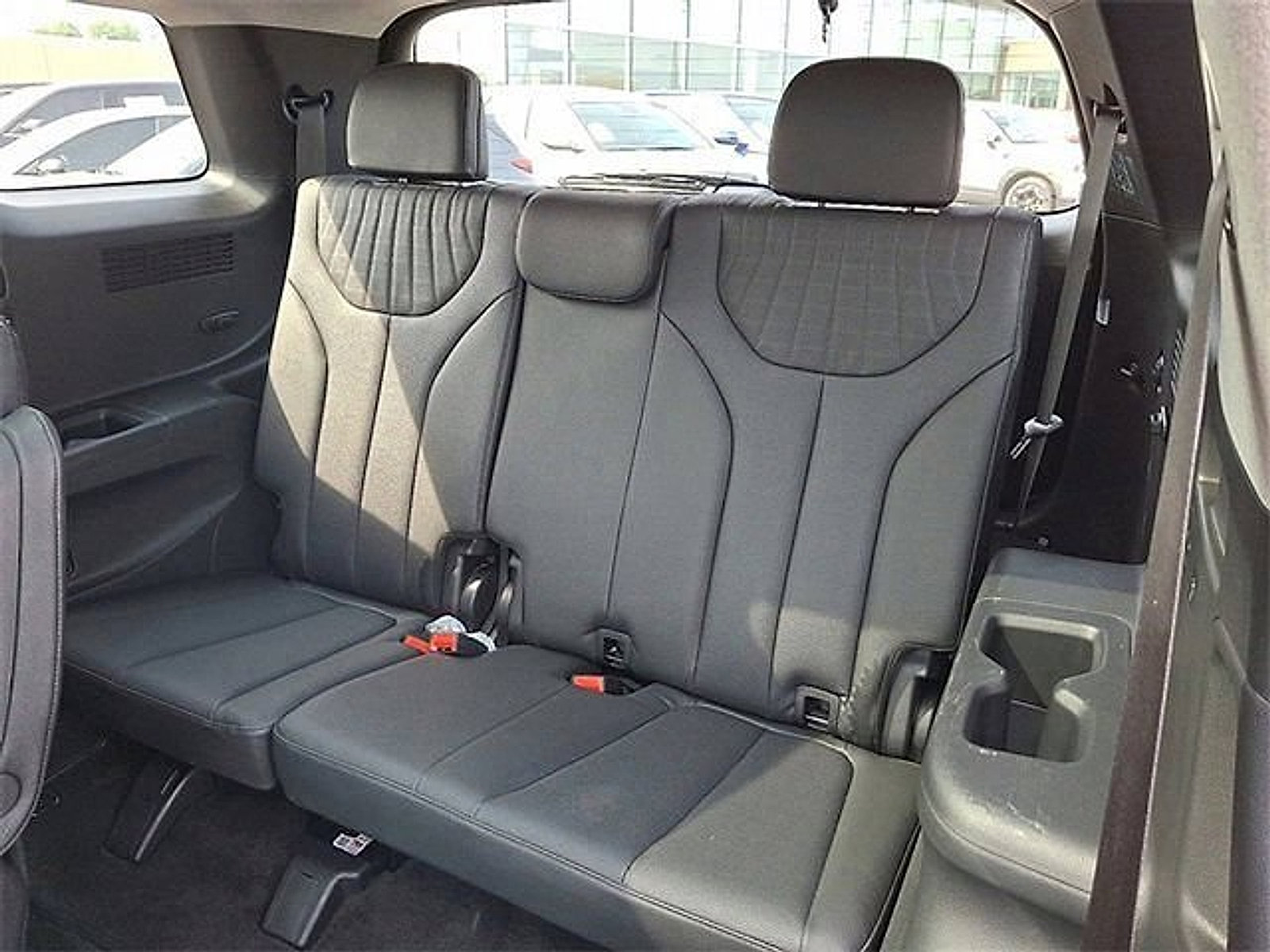 Used 2024 Hyundai Palisade Limited AWD/4WD image 11