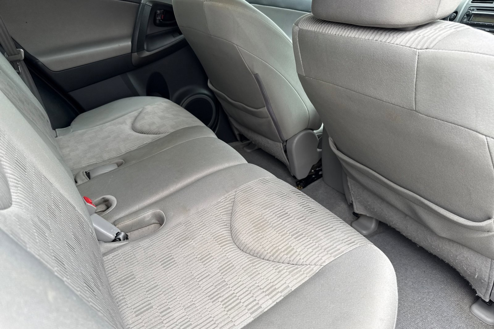 Used 2012 Toyota RAV4 4WD image 17