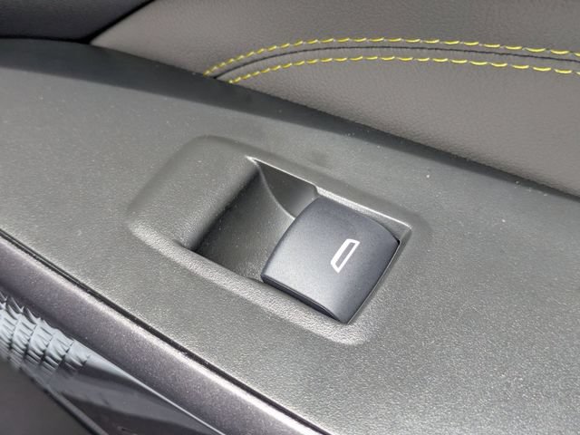New 2026 Chevrolet Trax ACTIV w/ Sunroof Package FWD image 34