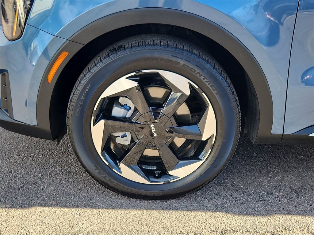 Used 2025 Kia Sorento EX image 26