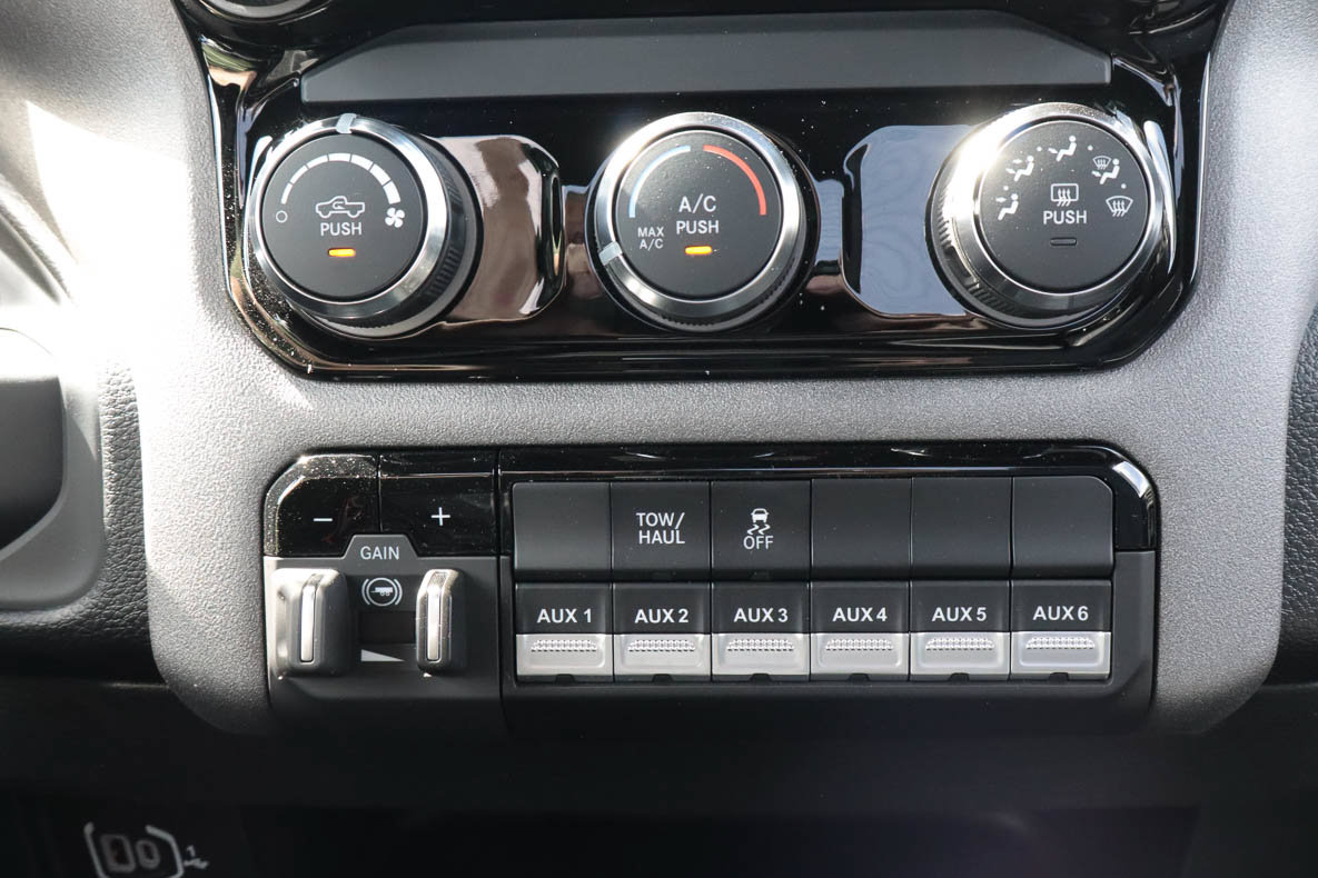 New 2027 RAM 3500 Tradesman AWD/4WD image 17