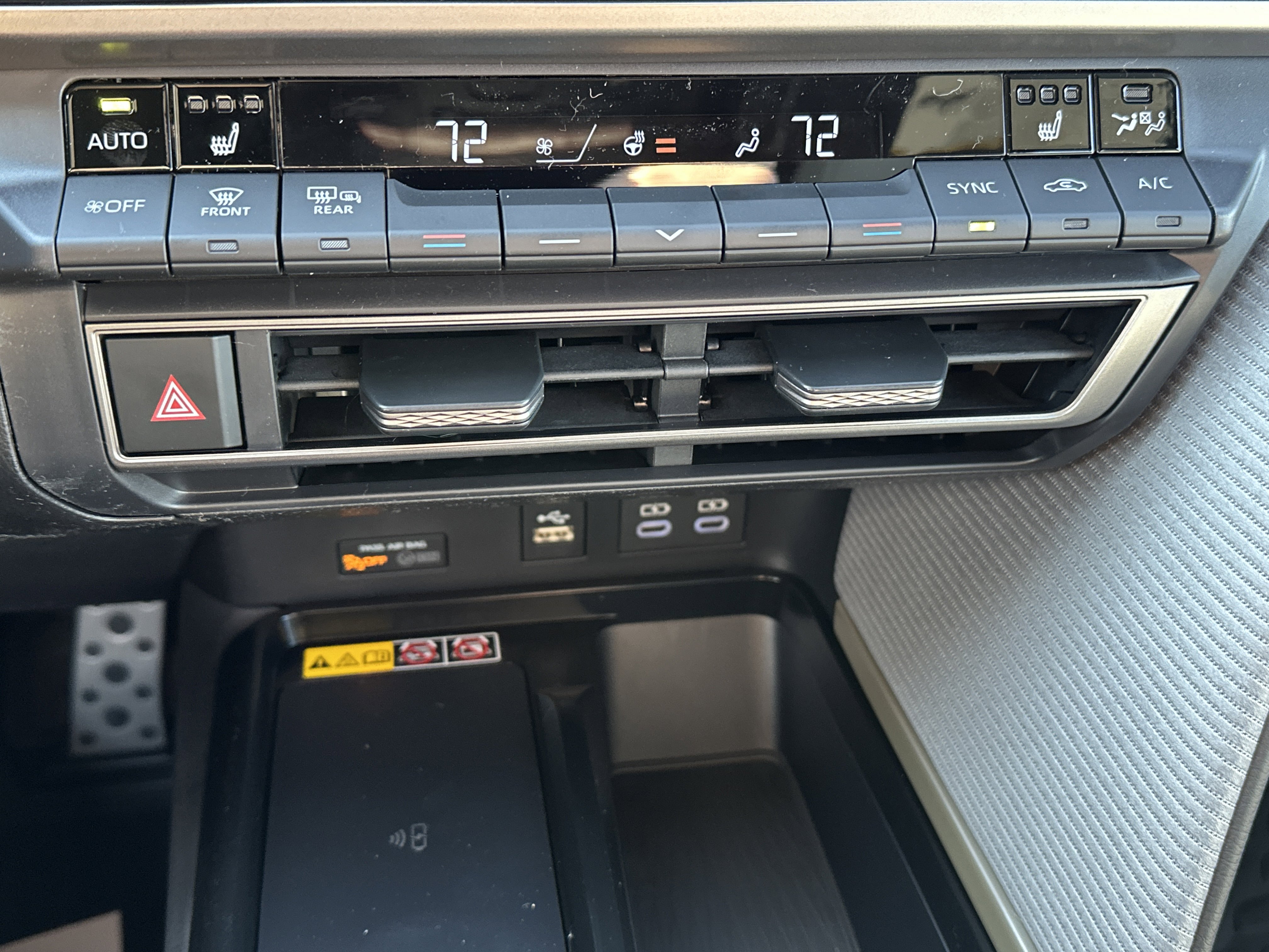New 2026 Toyota Camry SE w/ Convenience Package FWD image 23