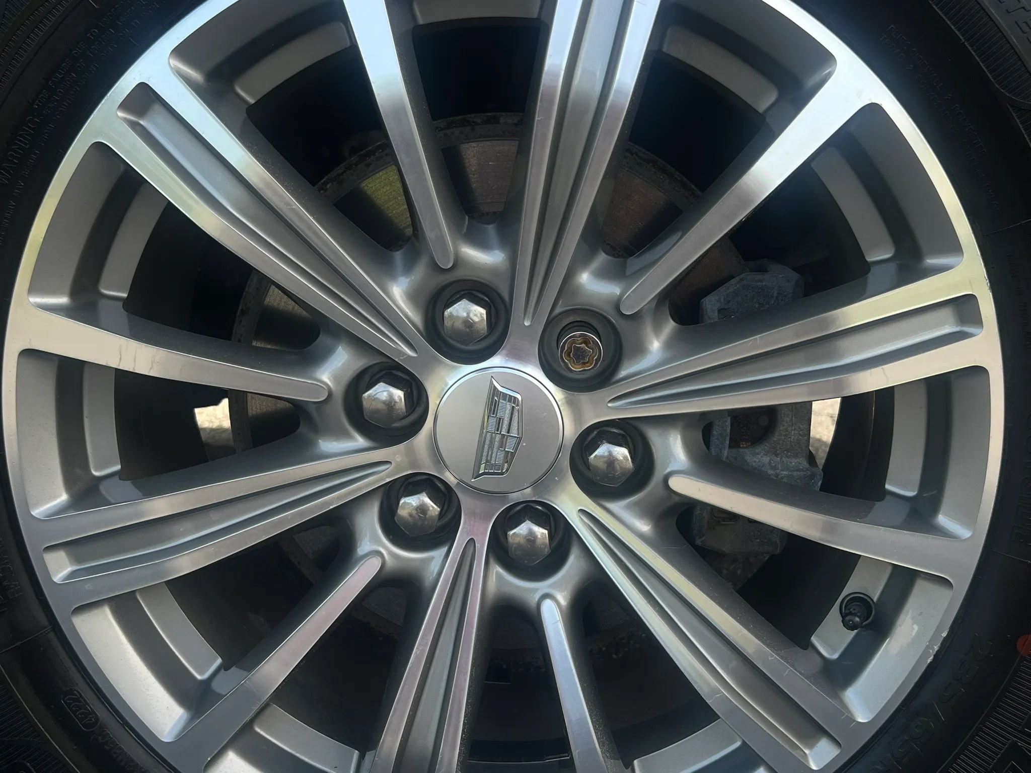 Used 2017 Cadillac XT5 Luxury w/ Driver Awareness Package FWD image 44