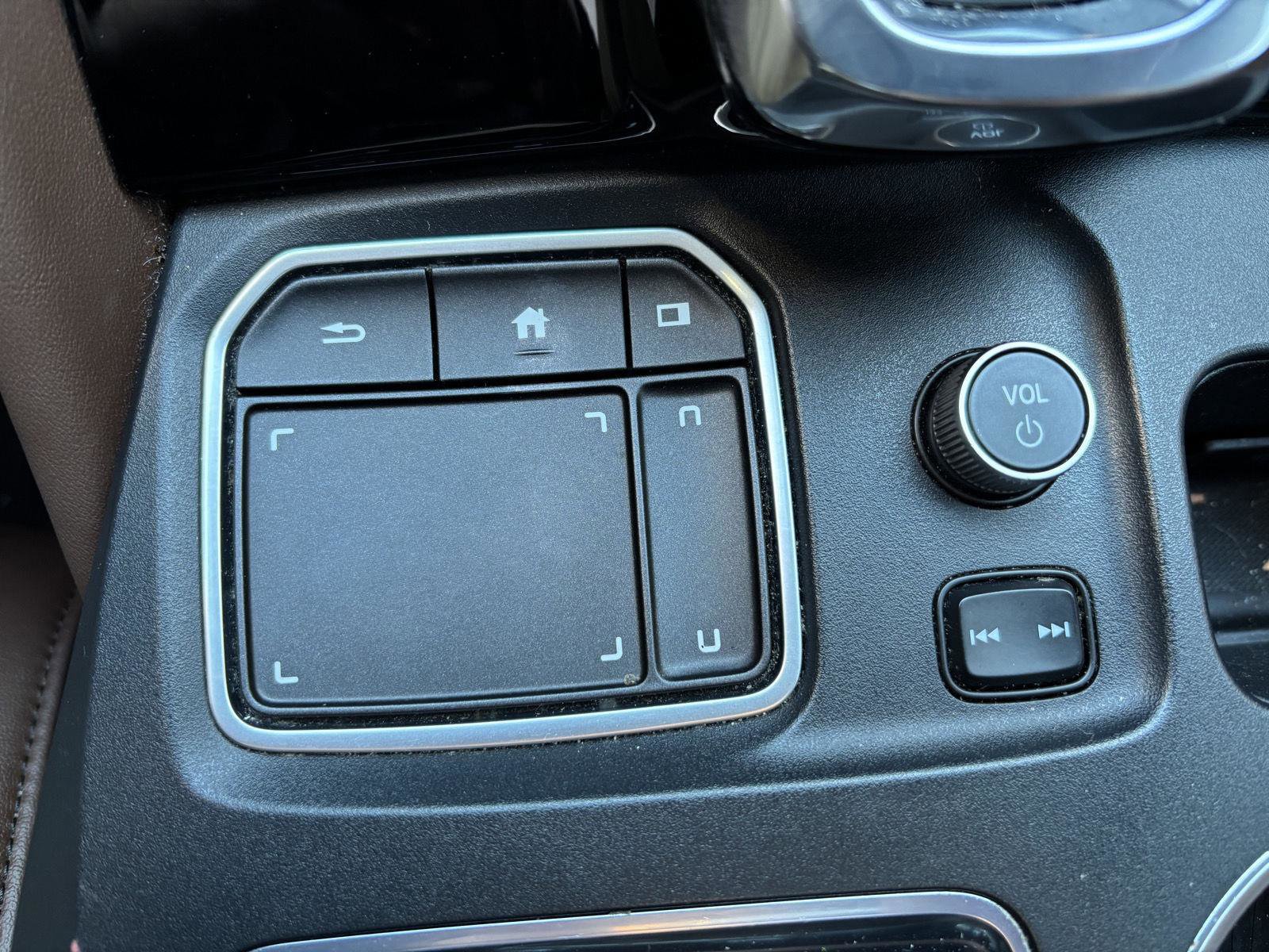 Used 2022 Acura MDX SH-AWD w/ Technology Package image 22