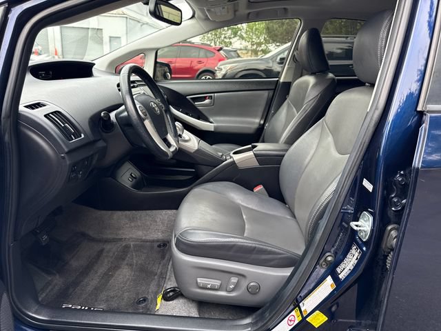 Used 2014 Toyota Prius Four w/ Solar Roof Package FWD image 18