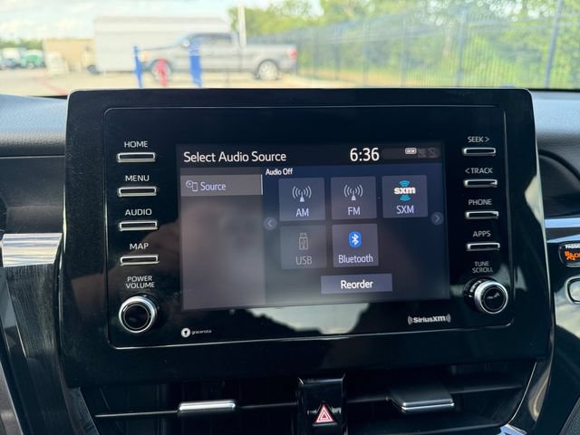Used 2022 Toyota Camry SE FWD image 9