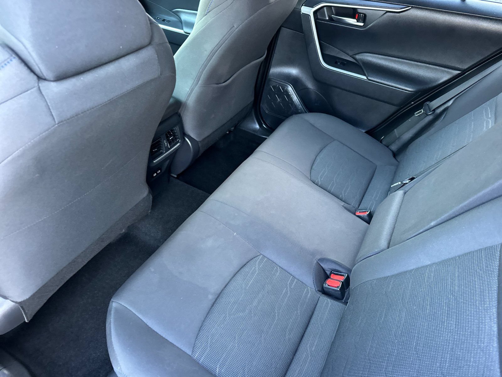 Used 2024 Toyota RAV4 SE AWD/4WD image 11