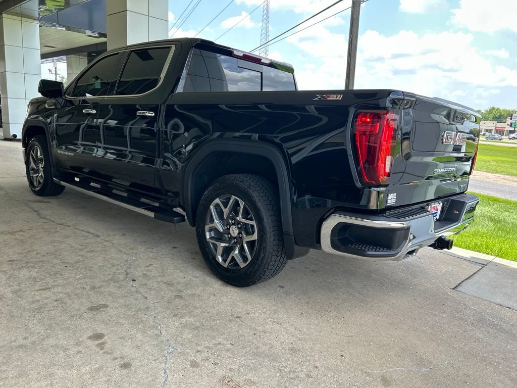 Used 2026 GMC Sierra 1500 SLT AWD/4WD image 5
