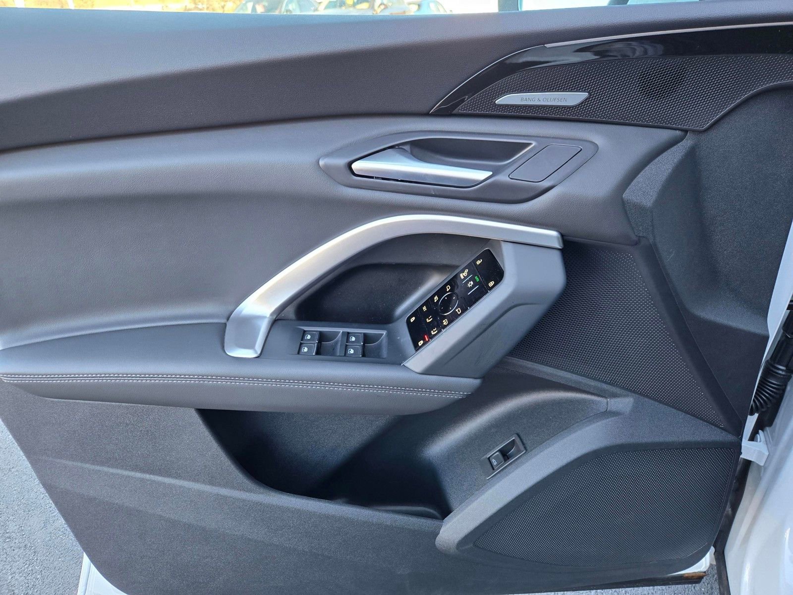 New 2025 Audi Q5 Premium Plus AWD/4WD image 17