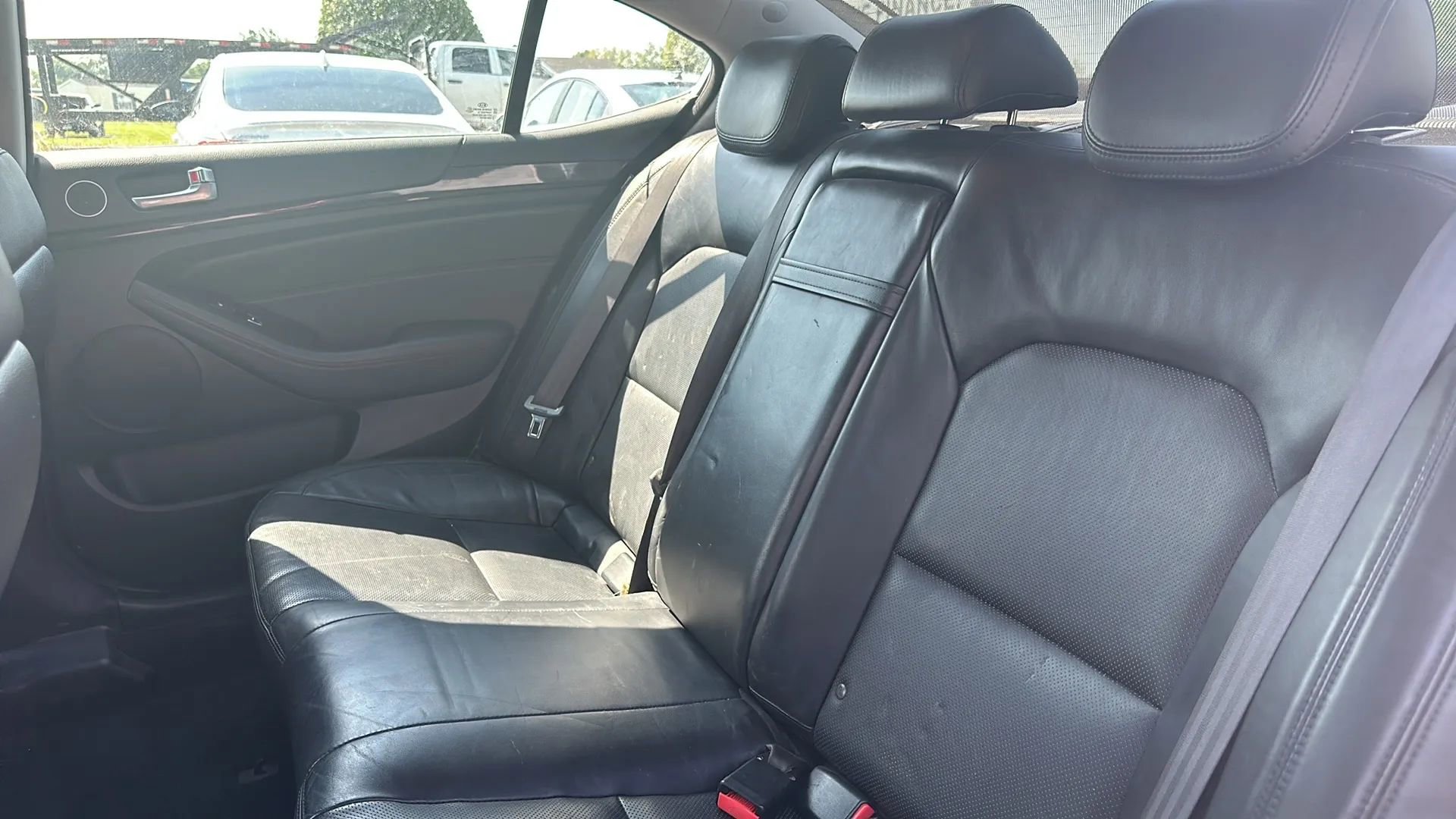 Used 2016 Kia Cadenza Premium image 15