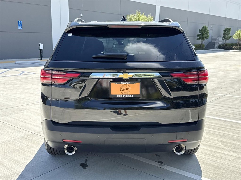 Used 2023 Chevrolet Traverse LT image 4