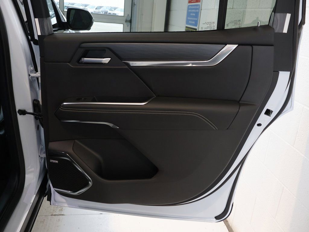 New 2026 GMC Acadia Elevation w/ Black Edition image 32