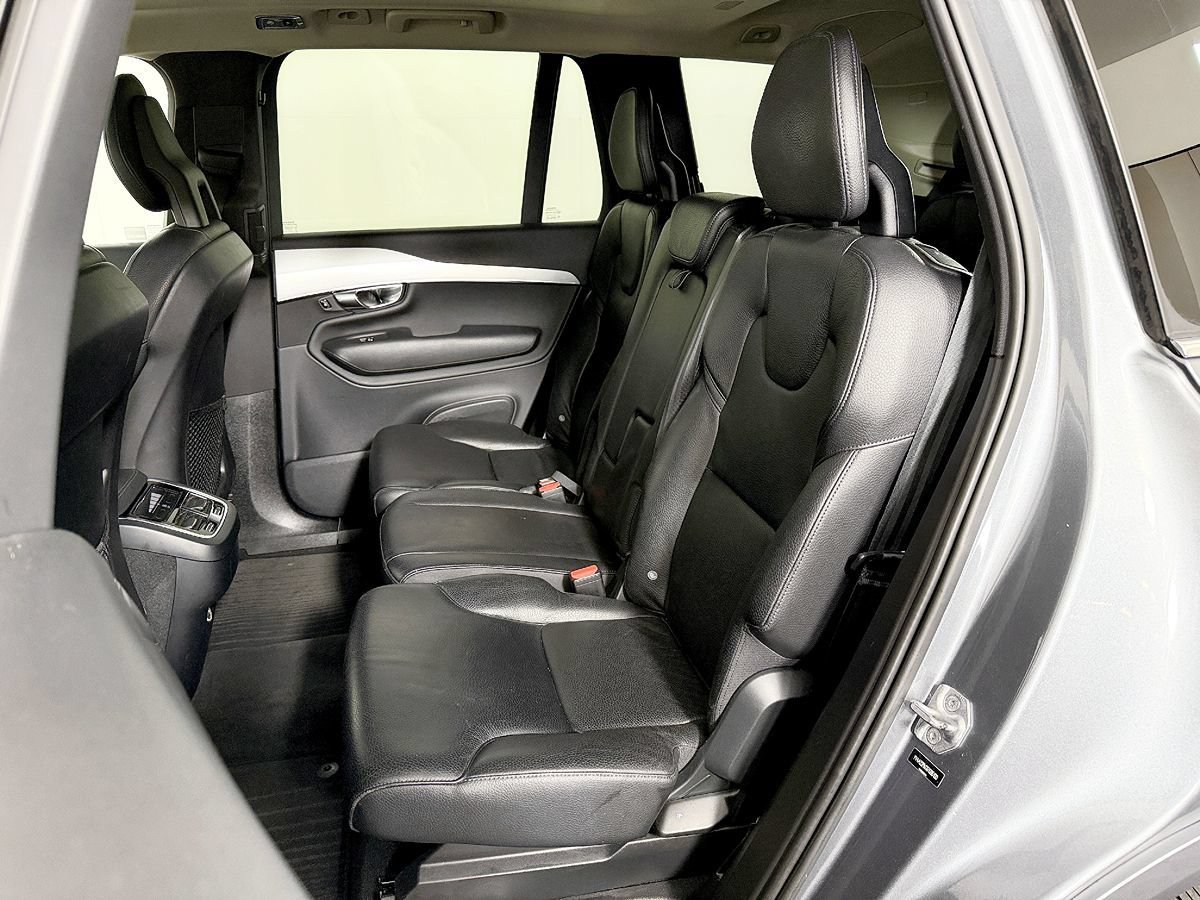 Used 2016 Volvo XC90 T6 Momentum w/ Vision Package AWD/4WD image 43