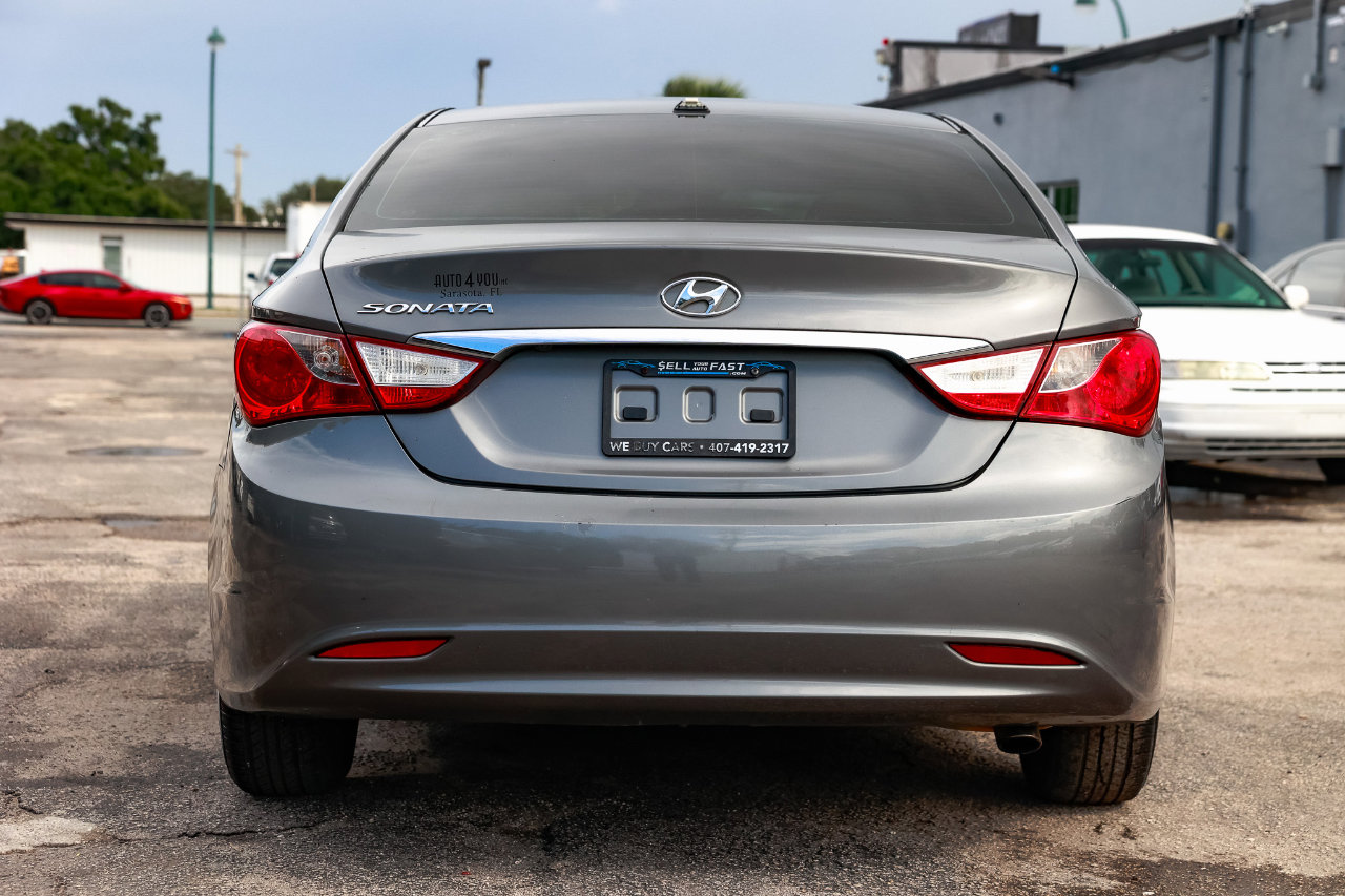 Used 2013 Hyundai Sonata GLS image 7