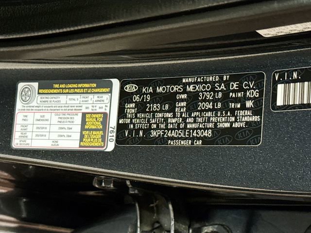 Used 2020 Kia Forte LXS FWD image 28