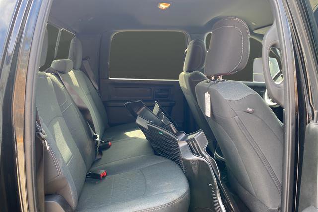 Used 2024 RAM 2500 Tradesman w/ Chrome Appearance Group image 22