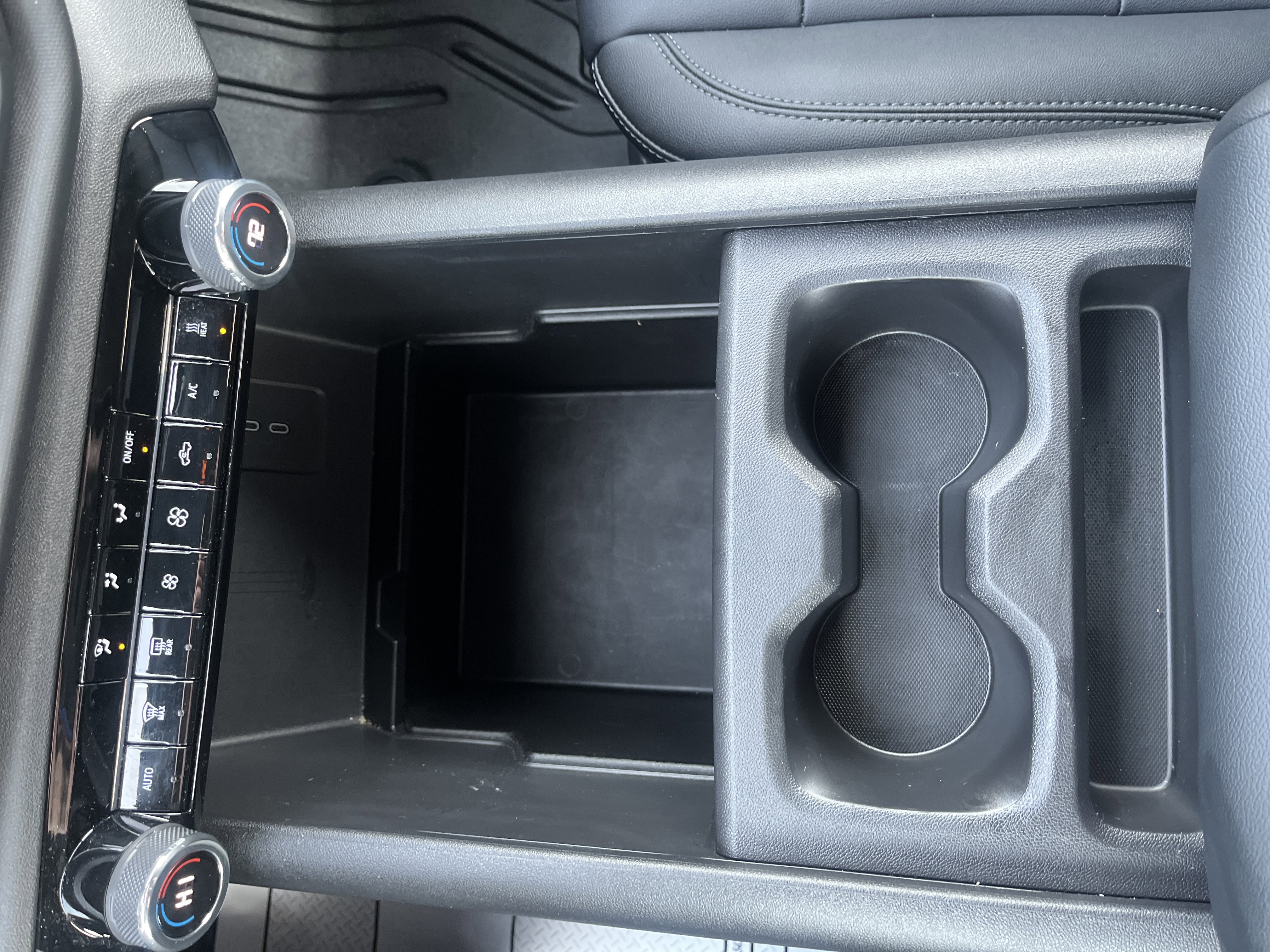 Used 2024 Chevrolet Silverado EV W/T image 31