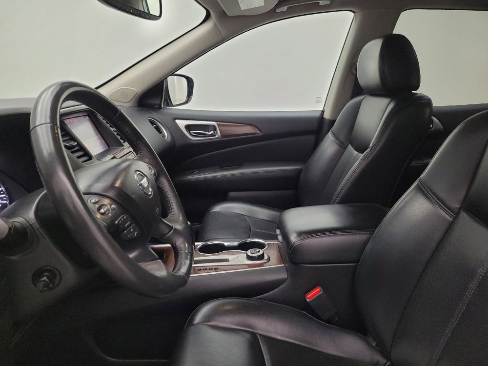 Used 2017 Nissan Pathfinder Platinum AWD/4WD image 17
