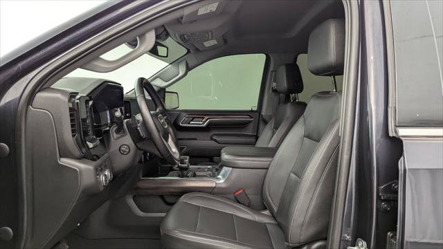 Used 2023 GMC Sierra 1500 SLT AWD/4WD image 14